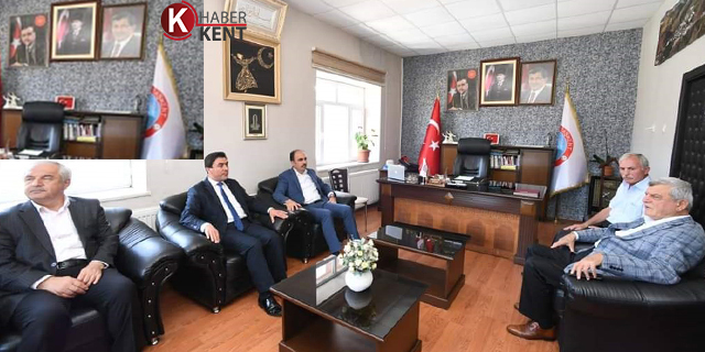 Tepkilere rağmen Davutoğlu'nun fotoğrafını indirmedi