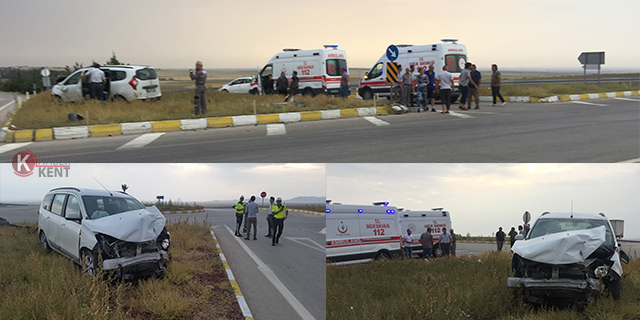 Konya'da iki hafif ticari araç çarpıştı: 6 yaralı