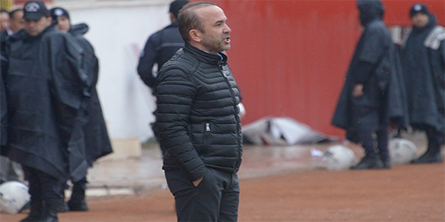 Konyaspor Teknik Direktörü Özdilek: “Saha ve hava şartları iyi olmasa da kazandığımız için mutluyuz”