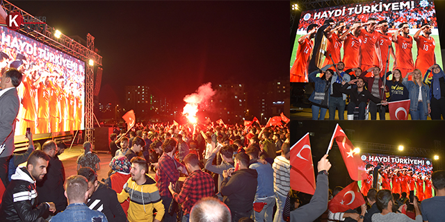 Konya’da dev ekranda milli maç coşkusu