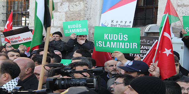 Konya’da Kudüs protestosu