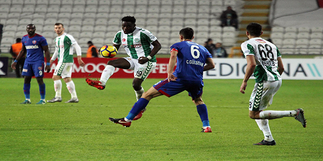 Konyaspor galibiyetle moral buldu