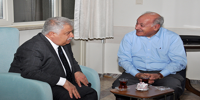 Filistin’in ilk Türkiye büyükelçisi kongrede kalp krizi geçirdi