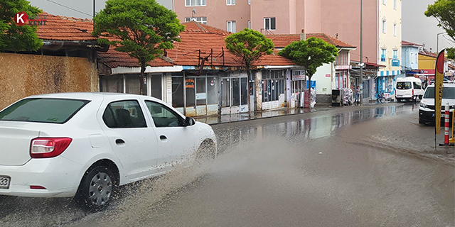 Yunak’ta yağmur yağışı etkili oldu