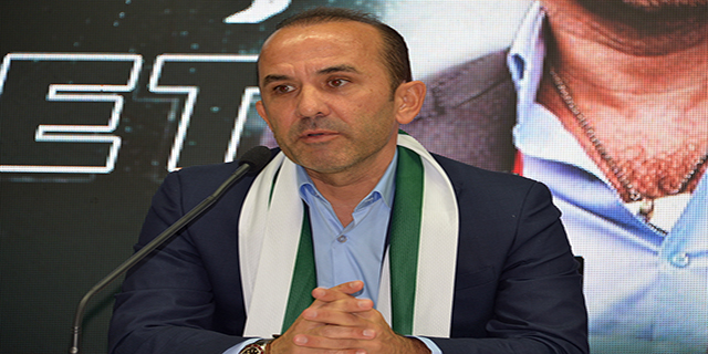 Konyaspor, Teknik Direktör Mehmet Özdilek ile sözleşme imzaladı