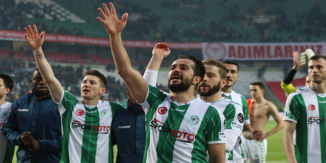 Konyaspor'un 3 puanı direkten döndü