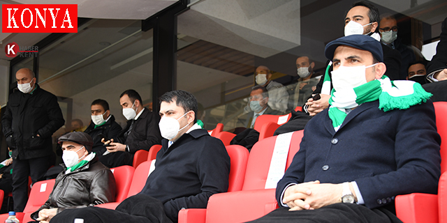 Maçı izleyen Bakan Kurum da Konyaspor’u yenilmekten kurtaramadı!