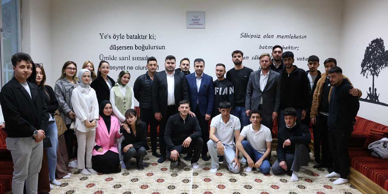 1mays-ak-parti8.jpg