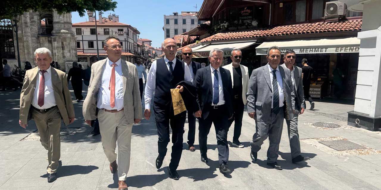 23haz-koniad-buyukelci2.jpg
