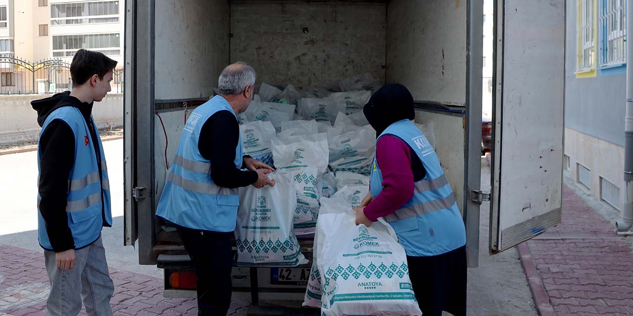 18mart-komek-yardim2.jpg