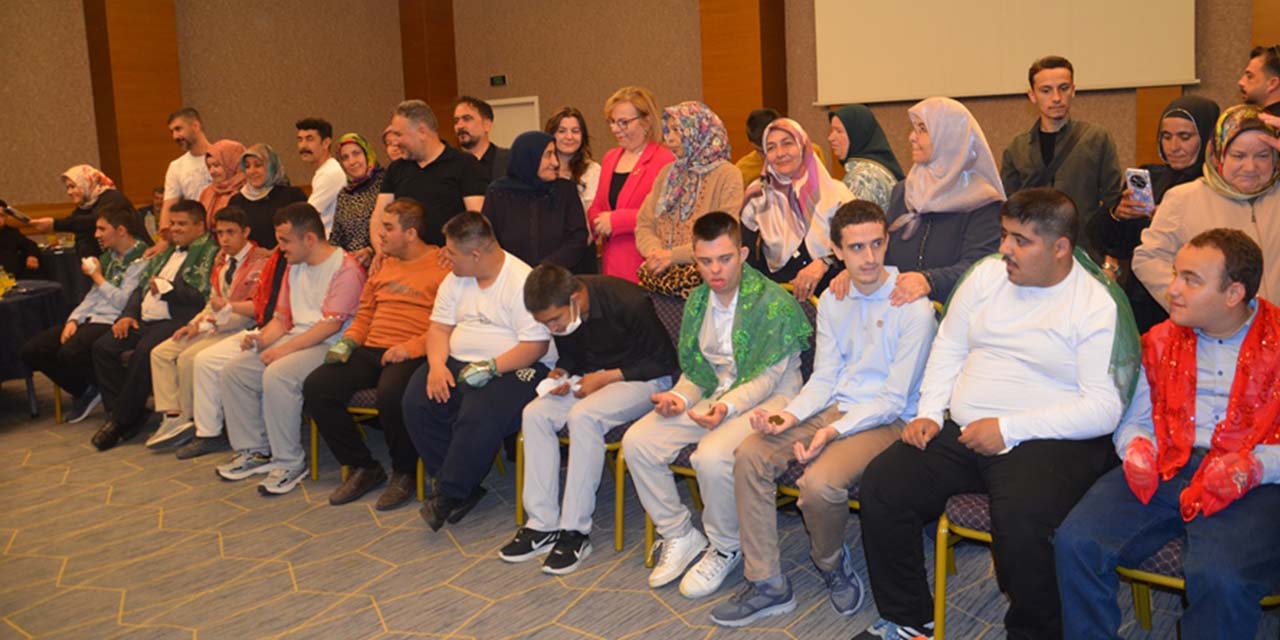 13mays-asker-kina3.jpg