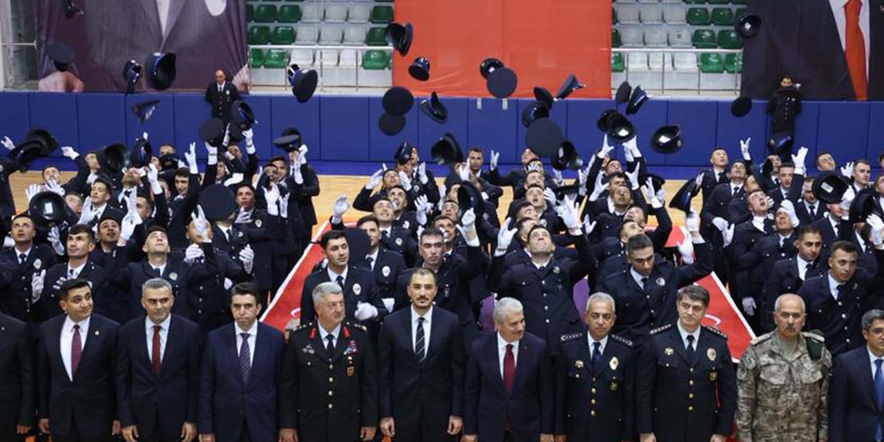 25hazr-polis-mezun3.jpg