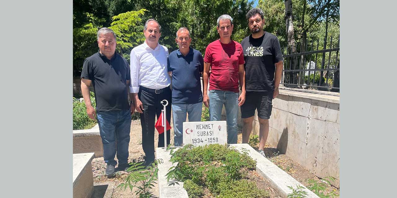 2tem-sehit-mezar2.jpg
