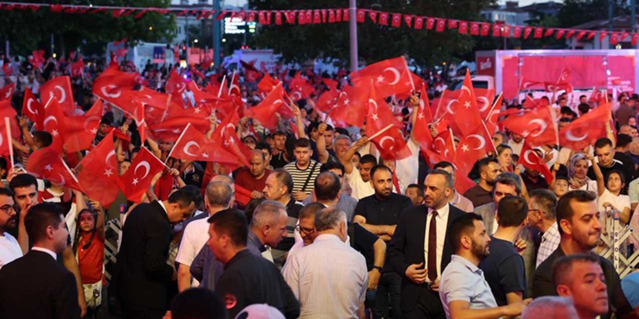 15tem-anma-gece3.jpg
