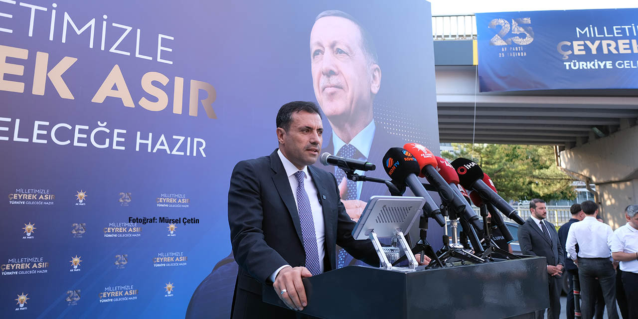 10agus-ak-parti3.jpg