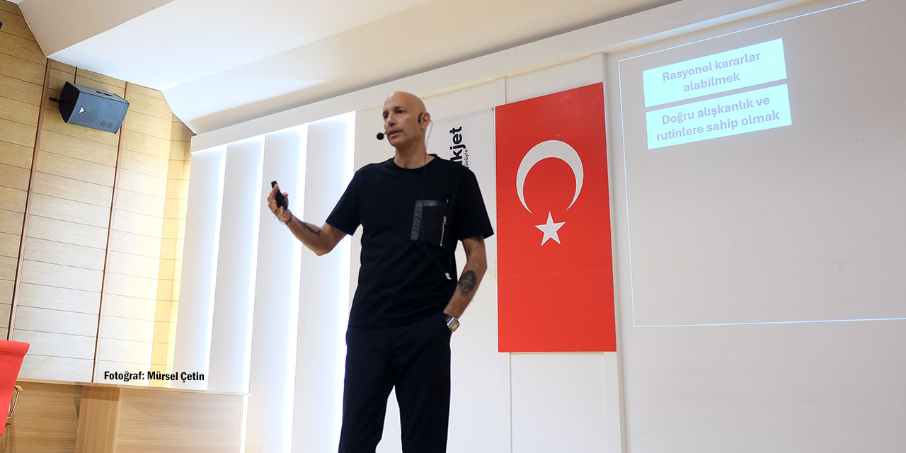 19agus-emlakcilar-egitim2.jpg