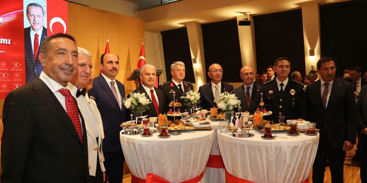 30agus-zafer-bayrami5.jpg