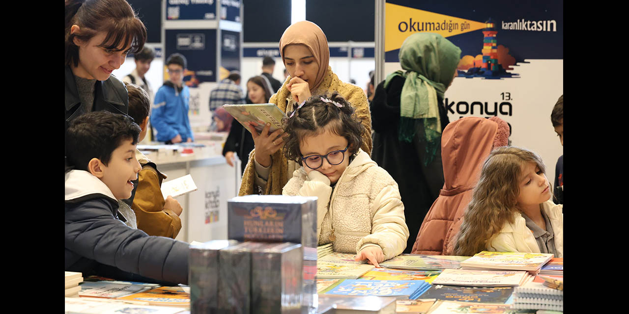 17ekm-konya-kitap-gunleri4.jpg