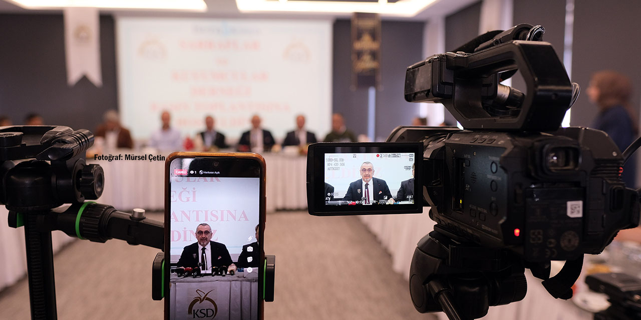 19ekm-kuyumcu-altinfest2.jpg