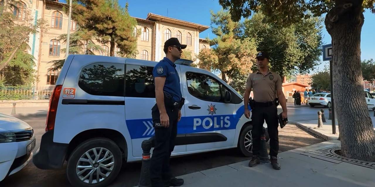 20ekm-polis-okul-denet2.jpg